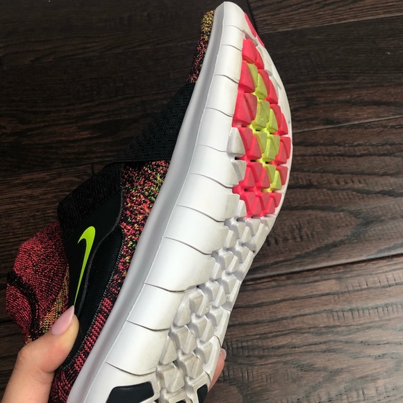 NIKE FREE RN MOTION - Picture 4 of 8